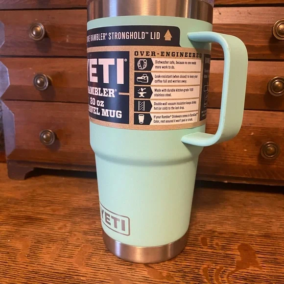 NWT YETI Rambler 20 oz Mug in Seafoam - Picture 3 of 11
